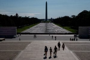 Trump administration to dismiss Reflecting Pool charges against David Hearn